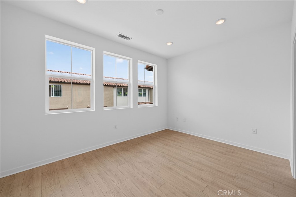 722 Tropicana Place Property Photo 8