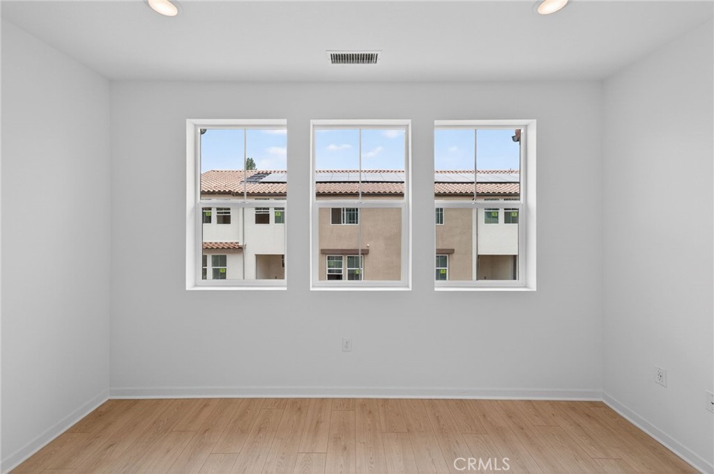 722 Tropicana Place Property Photo 10