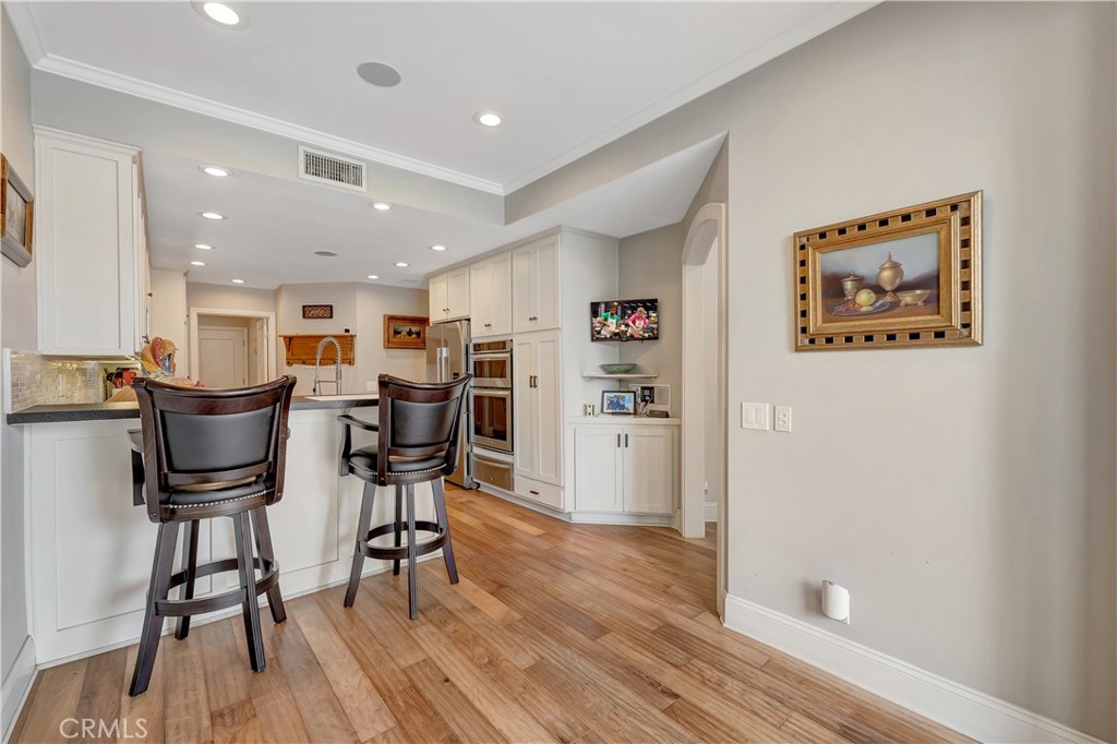 6111 Greenbrier Drive Property Photo 14