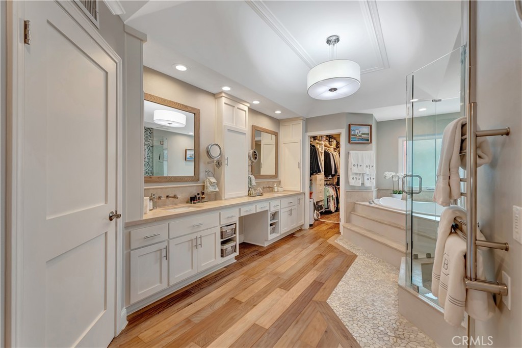 6111 Greenbrier Drive Property Photo 44