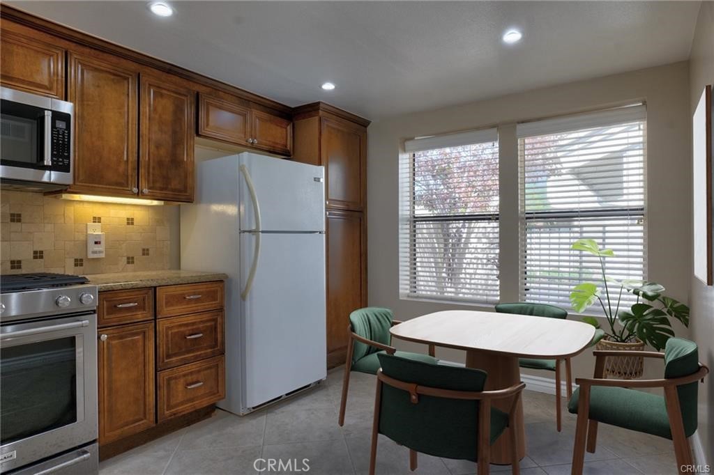 18 Starflower Property Photo 5