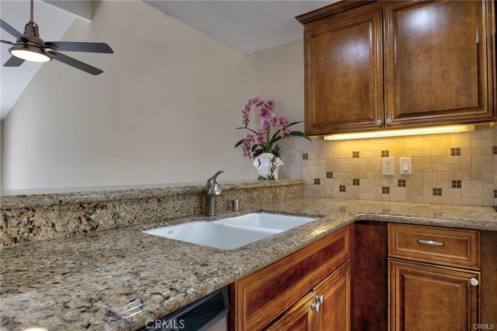 18 Starflower Property Photo 7