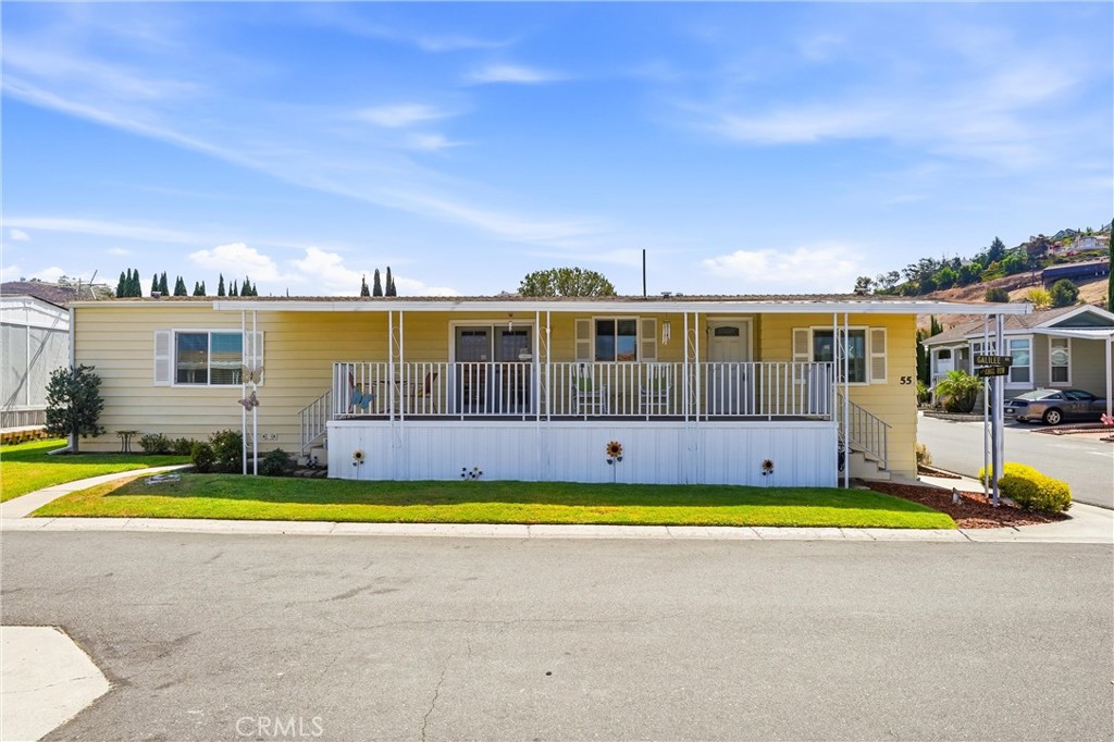 5215 E Chapman 55 Property Photo 1