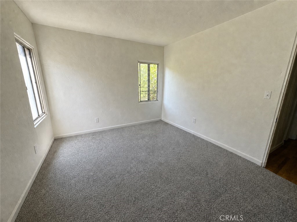 2536 Montclair Property Photo 8