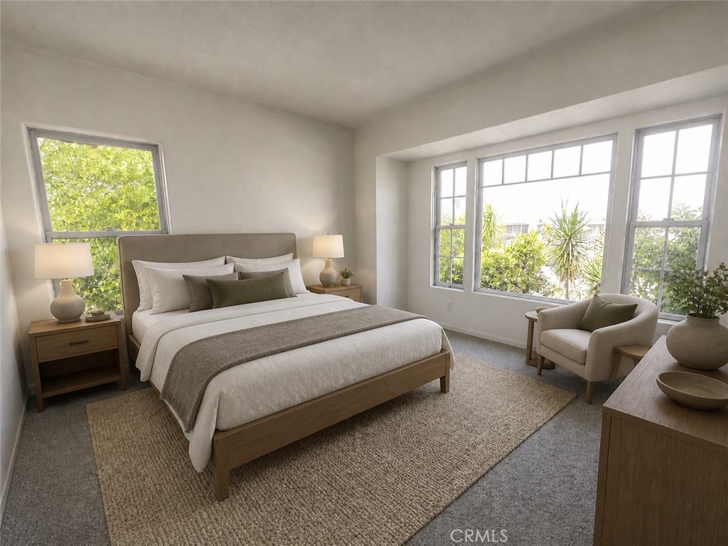 2536 Montclair Property Photo 9