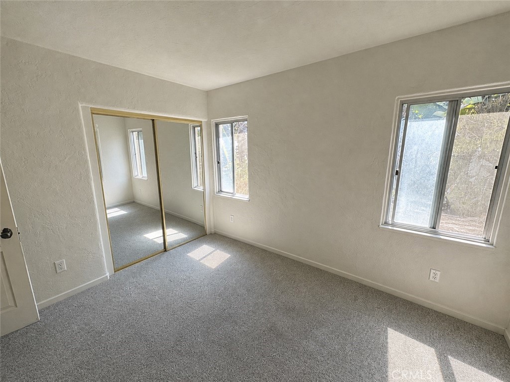 2536 Montclair Property Photo 11