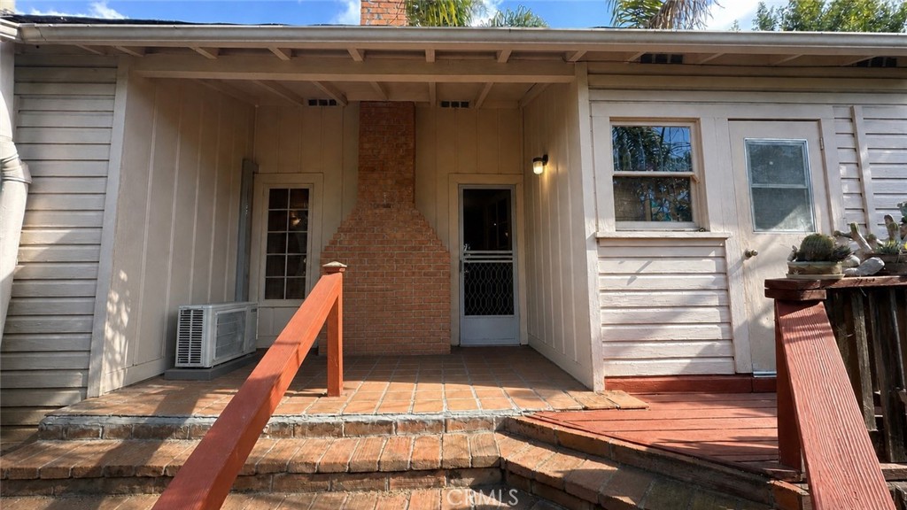 2536 Montclair Property Photo 19
