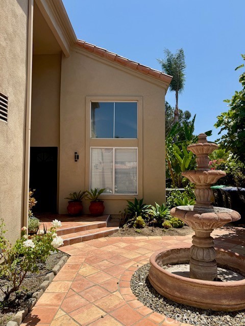 30 Mercato Property Photo 3