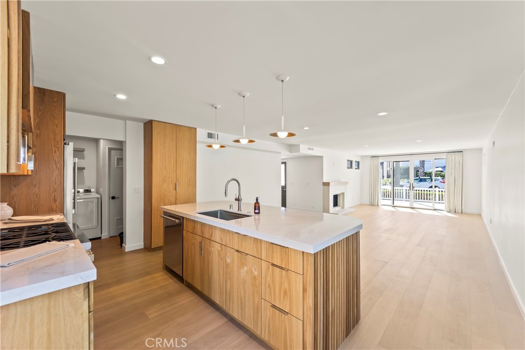 429 Goldenrod Property Photo 6
