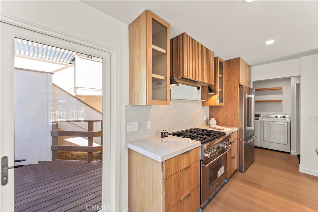 429 Goldenrod Property Photo 8
