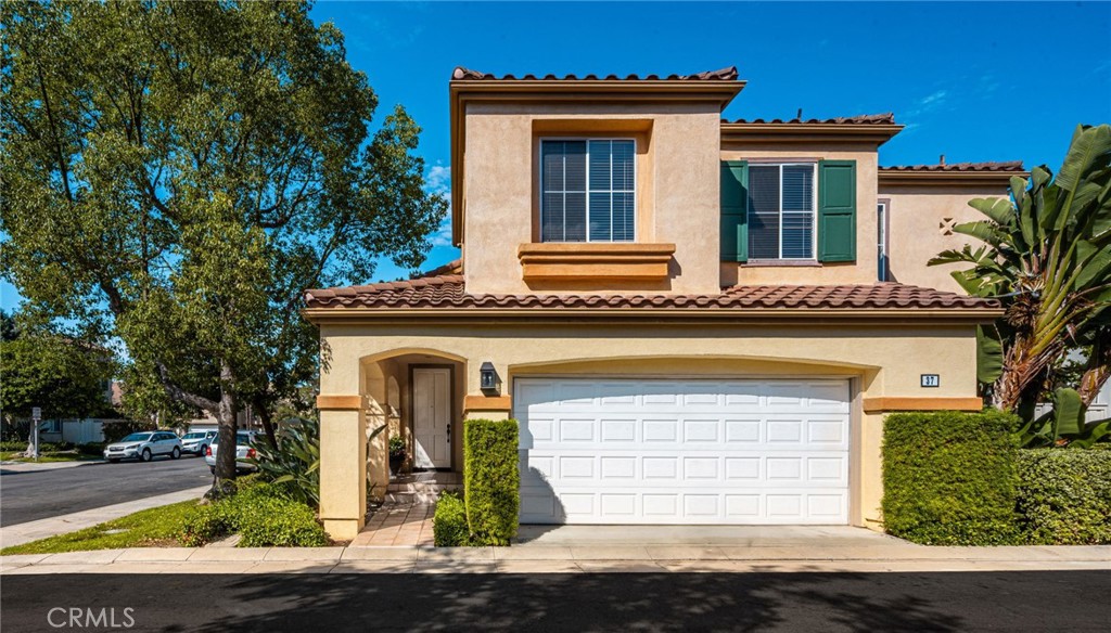 37 Del Cambrea Property Photo