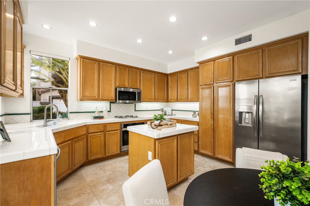 37 Del Cambrea Property Photo 22