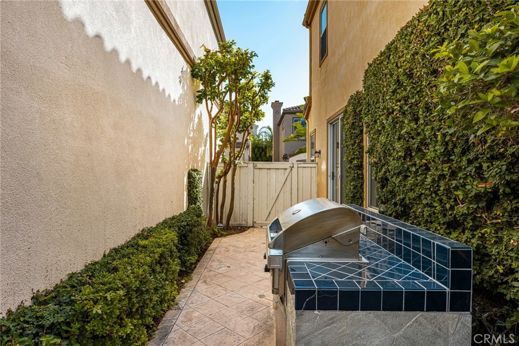 37 Del Cambrea Property Photo 31