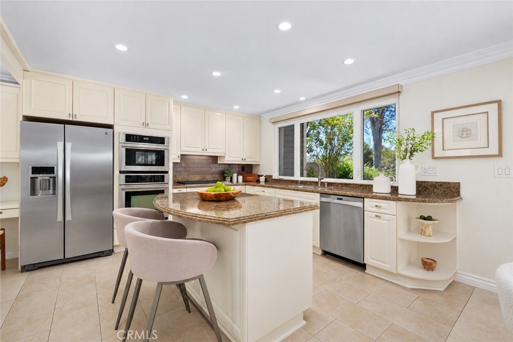 40 Morning View Property Photo 8