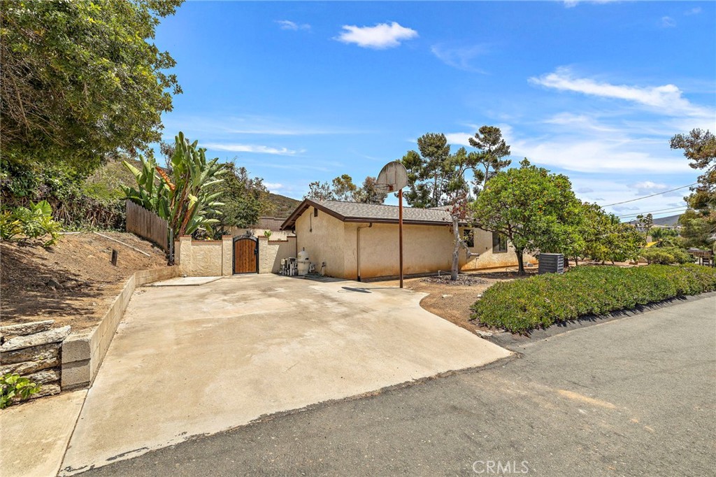 2094 Meadowlark Ranch Property Photo 42
