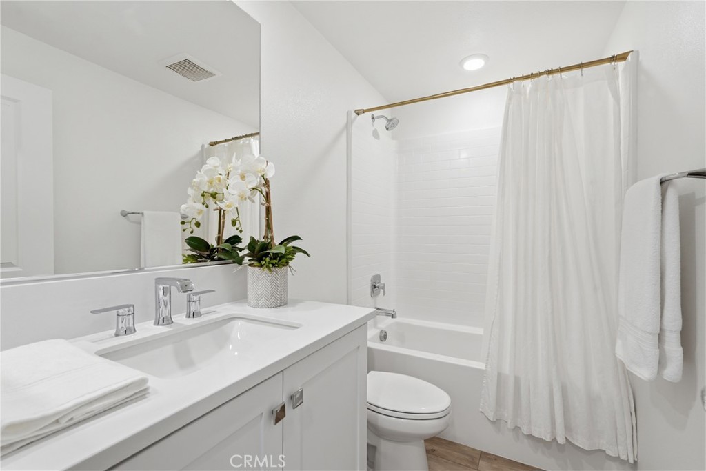 1501 Lasso 202 Property Photo 20