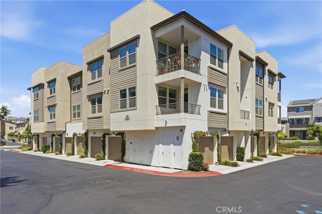 1501 Lasso 202 Property Photo 22