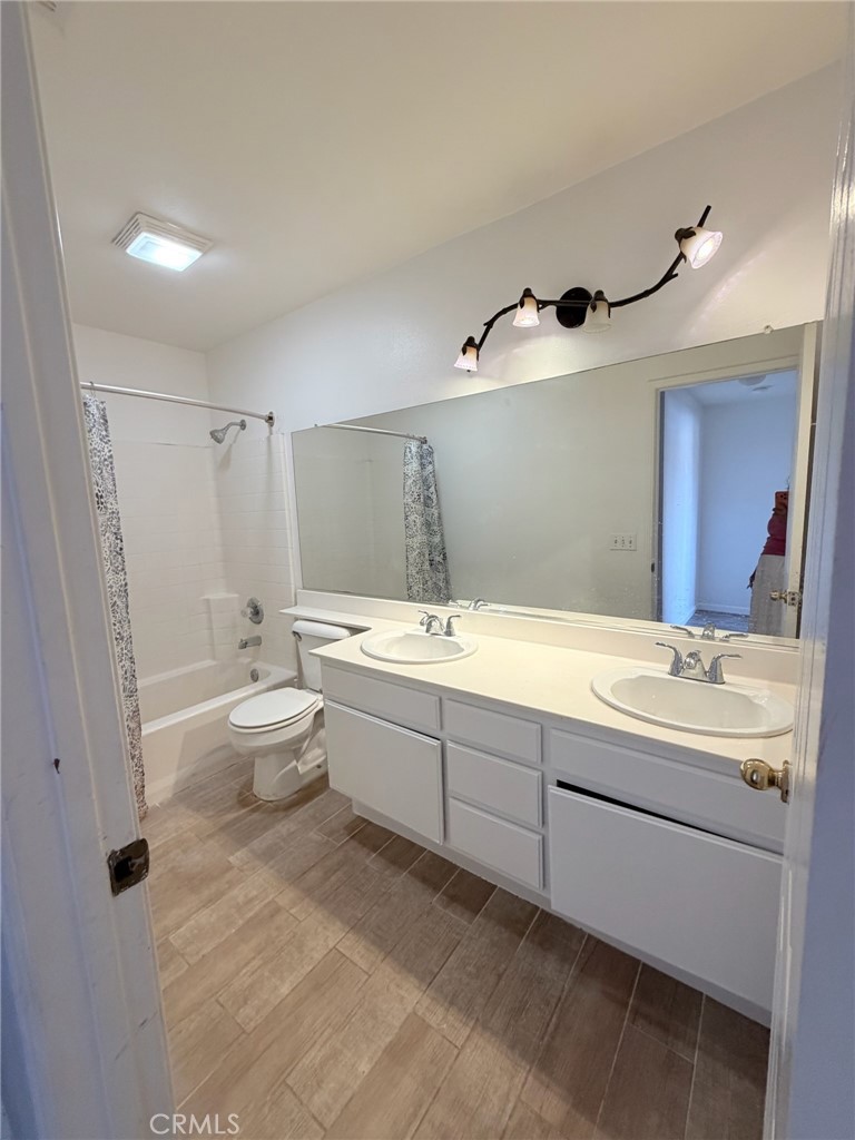 36547 Caleandra Street Property Photo 15