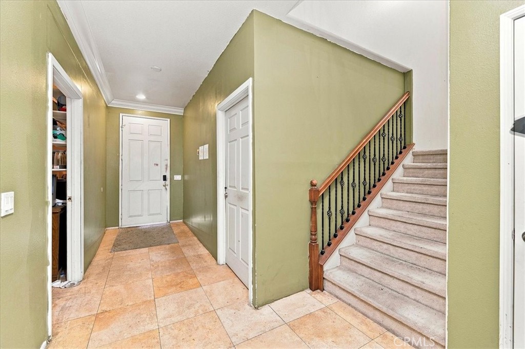 15290 Alexandria Property Photo 5