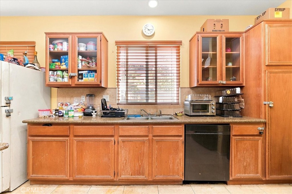 15290 Alexandria Property Photo 10