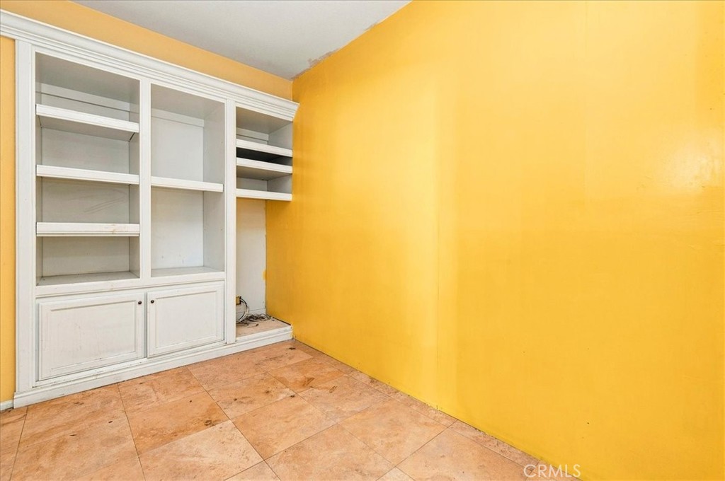 15290 Alexandria Property Photo 16