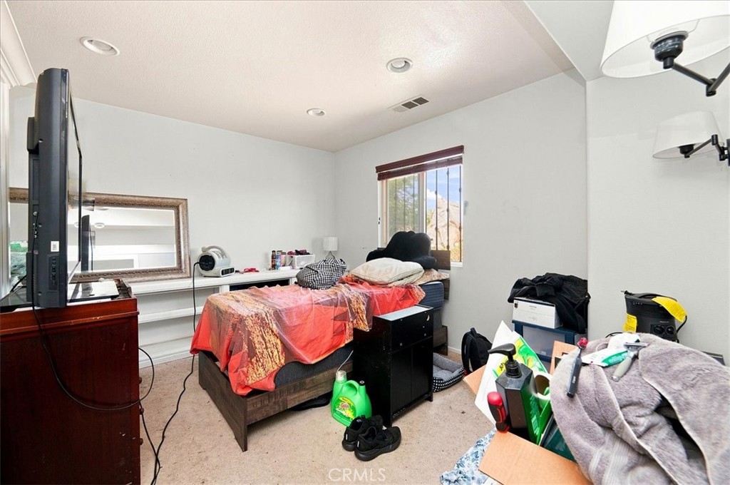 15290 Alexandria Property Photo 23