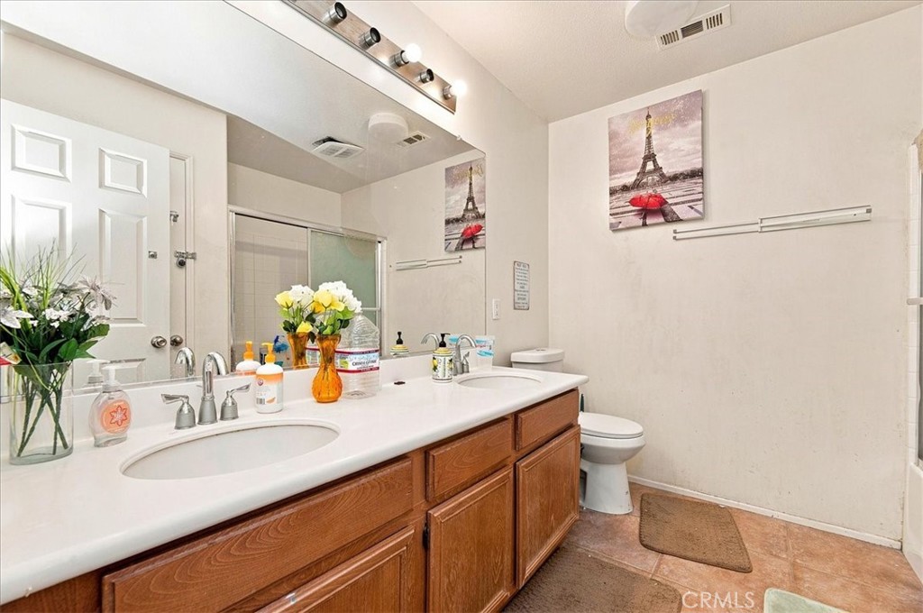15290 Alexandria Property Photo 24