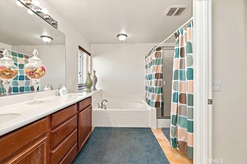 15290 Alexandria Property Photo 28