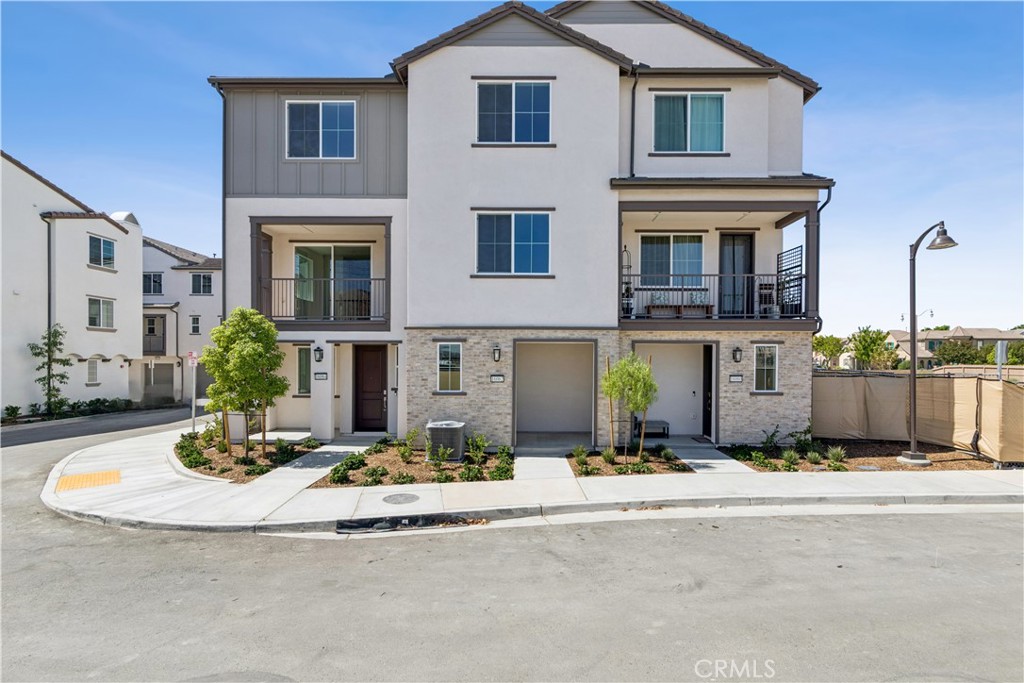 16062 York Drive Property Photo 1