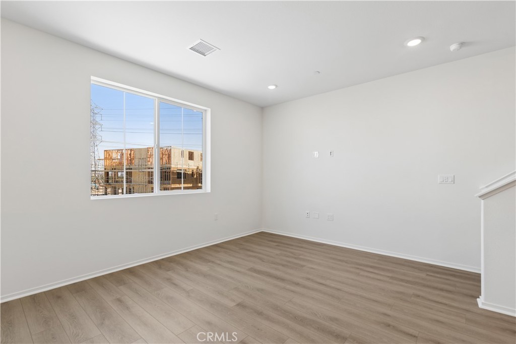 16062 York Drive Property Photo 7