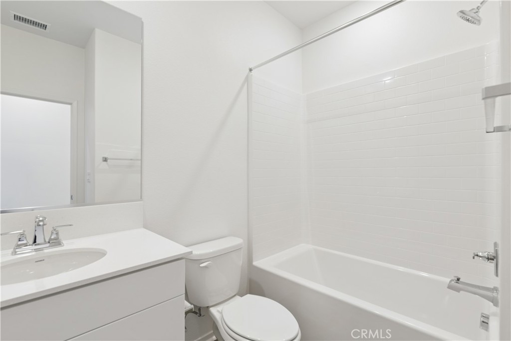 16062 York Drive Property Photo 11