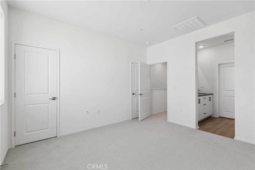 16062 York Drive Property Photo 17