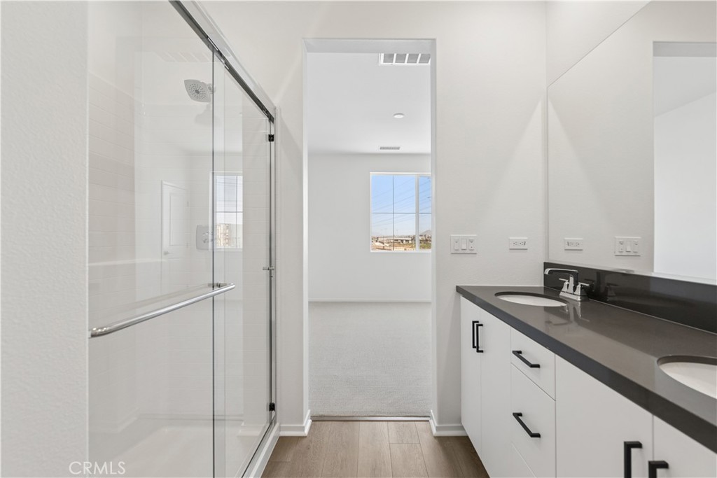 16062 York Drive Property Photo 19