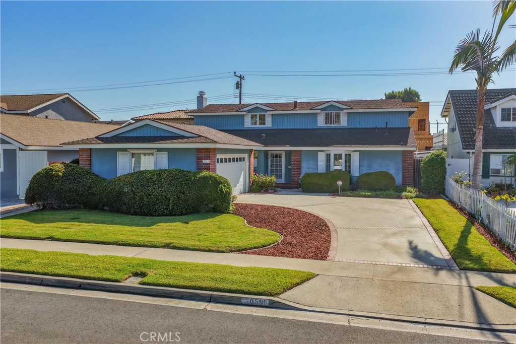 16596 Redwood Cr. Property Photo 1