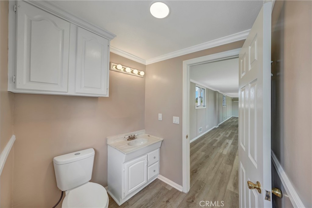 16596 Redwood Cr. Property Photo 35