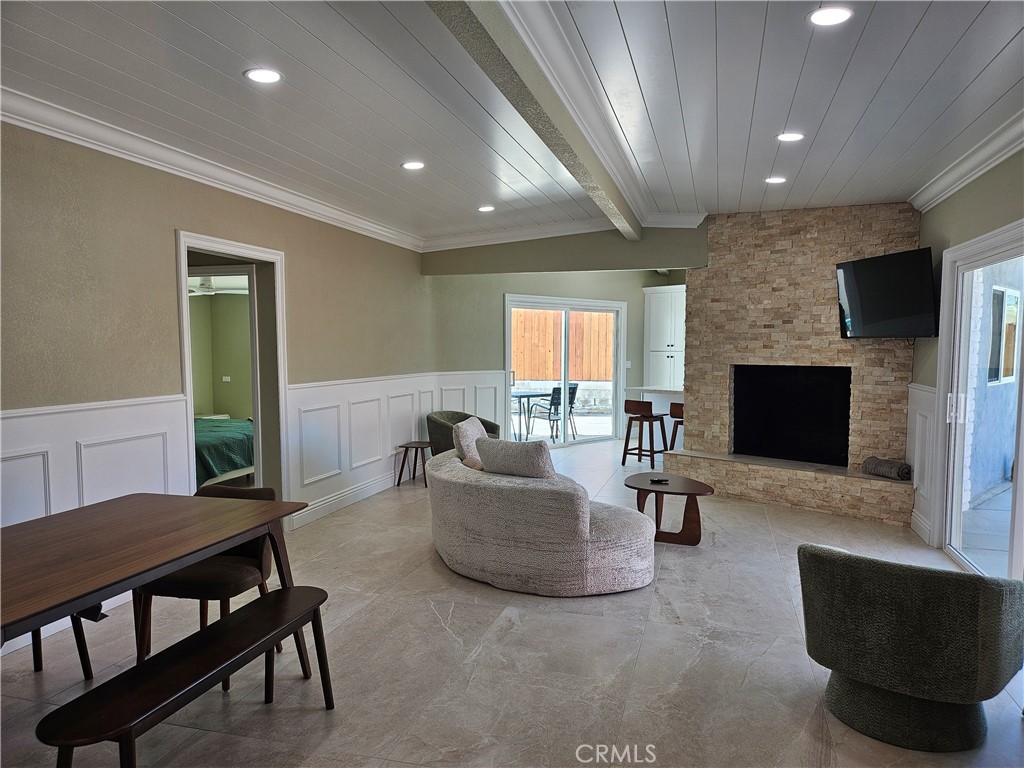44250 Russell Lane Property Photo 1