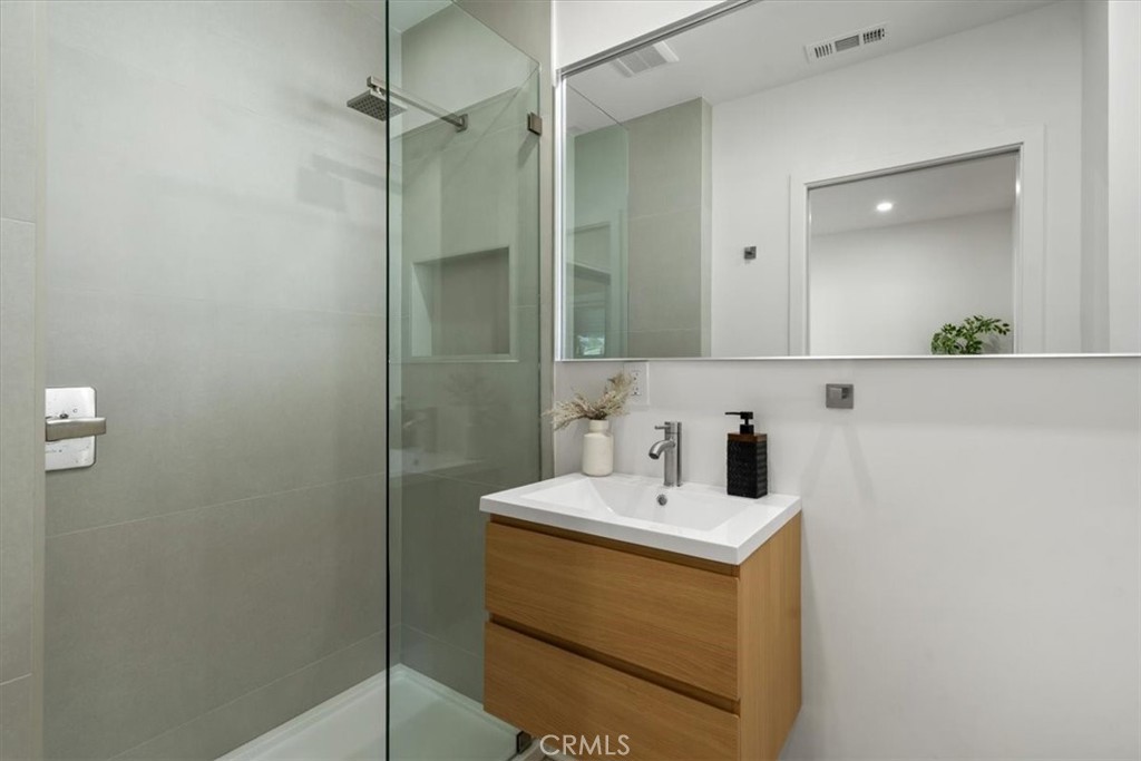 3893 Cherrywood Property Photo 27