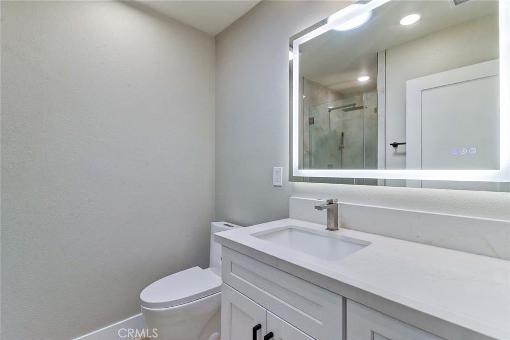 2357 Via Mariposa E D Property Photo 23