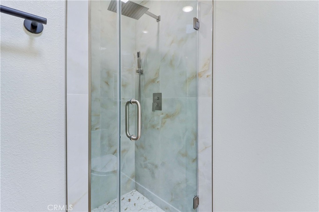 2357 Via Mariposa E D Property Photo 24