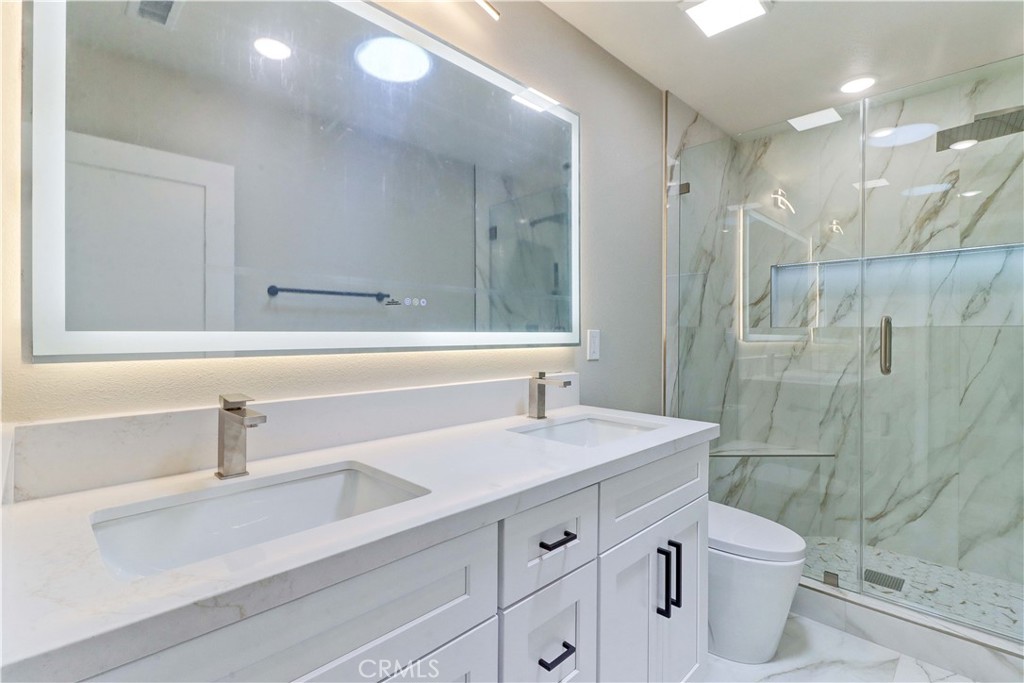 2357 Via Mariposa E D Property Photo 29