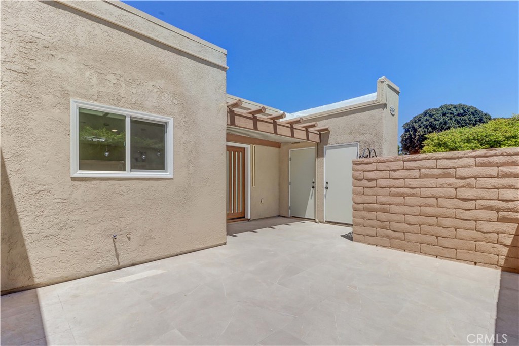 2357 Via Mariposa E D Property Photo 34