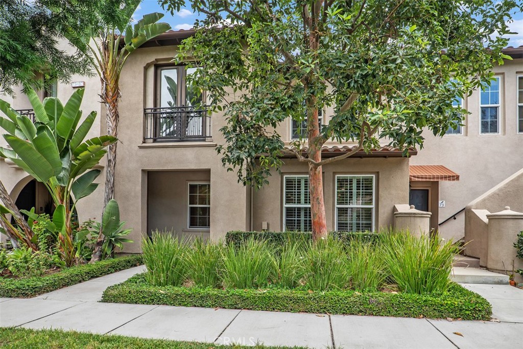 75 Reunion Property Photo 1