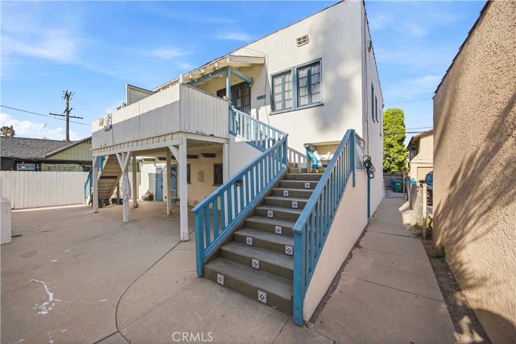 906 Termino Property Photo 6