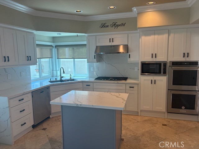 16 Somerset Property Photo 4