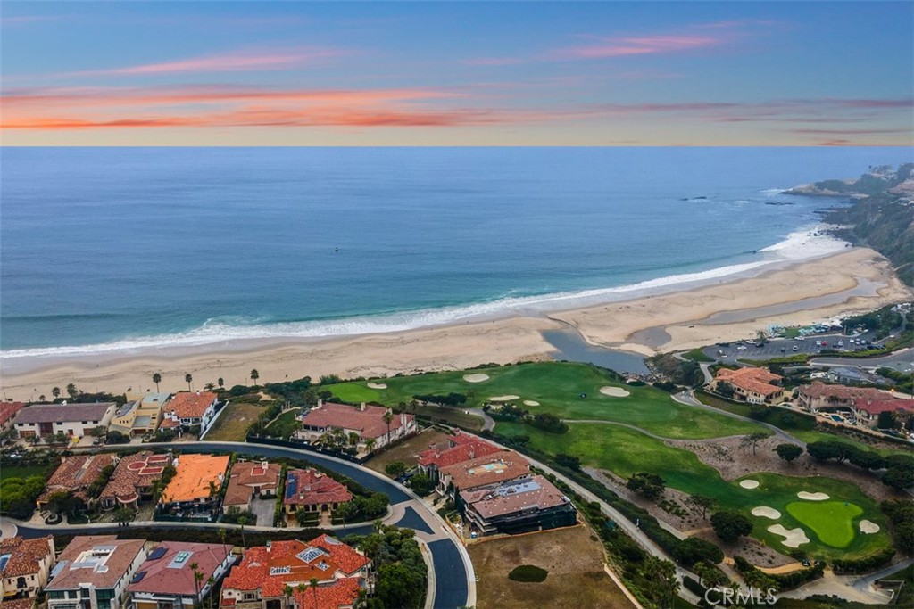 14 Ritz Cove Drive Property Photo 2