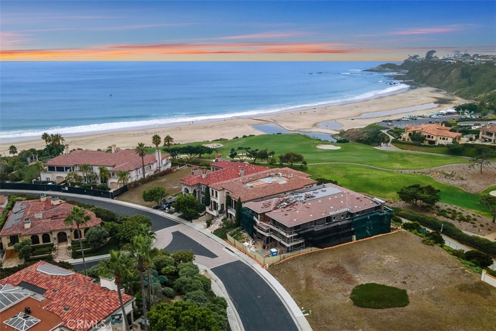 14 Ritz Cove Drive Property Photo 4