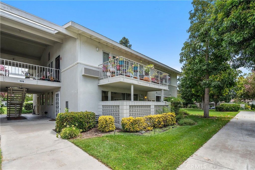 328 Avenida Carmel B Property Photo 1