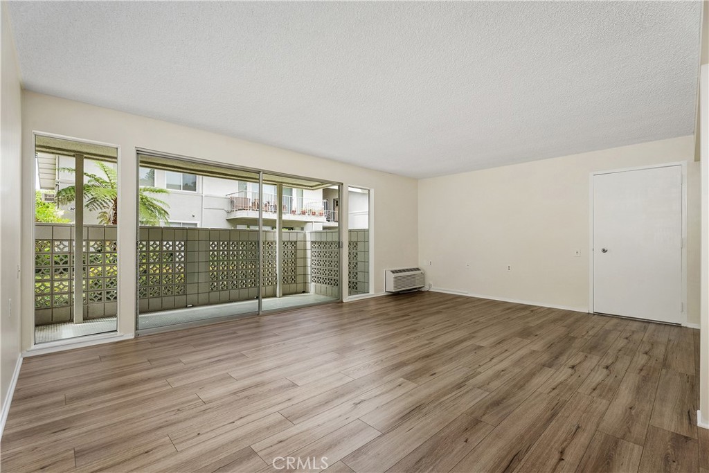 328 Avenida Carmel B Property Photo 9