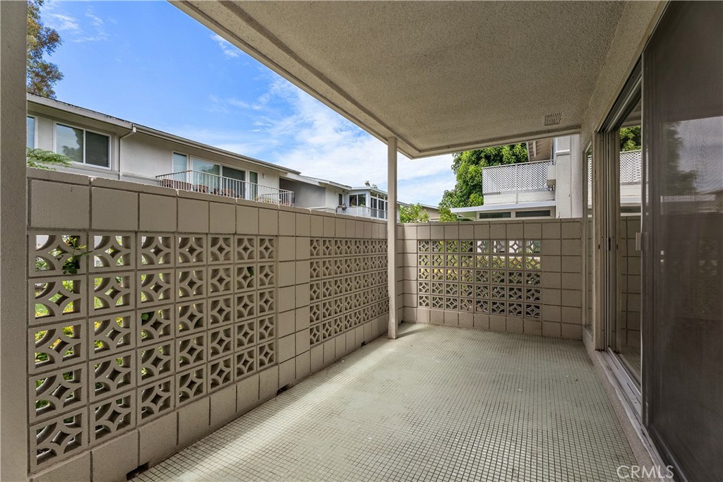 328 Avenida Carmel B Property Photo 26