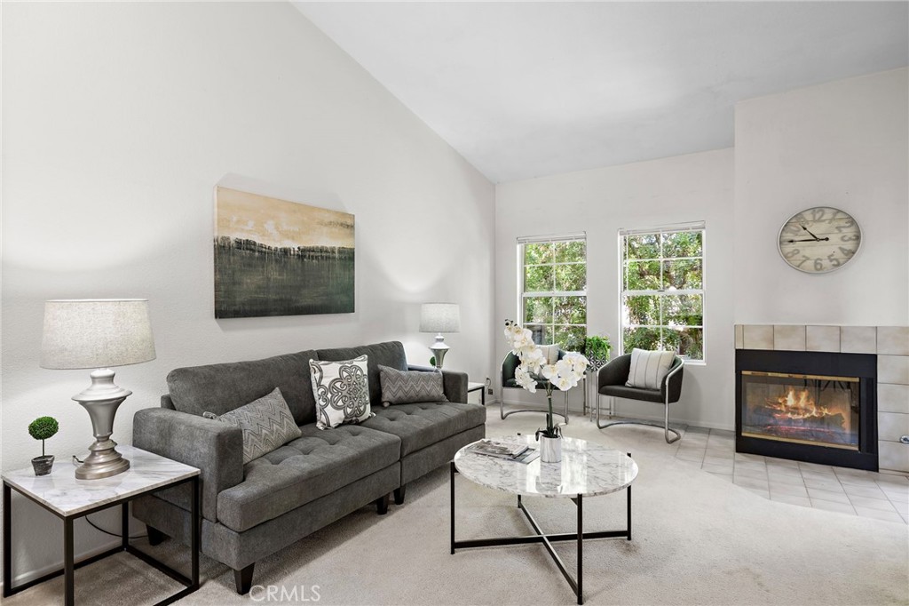 75 Via Contento Property Photo 1